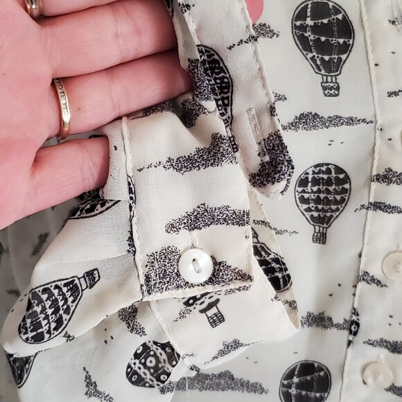 Alexandra Bartlett Sheer Blouse Womens Large Hot Air Balloons - Picture 2 of 6